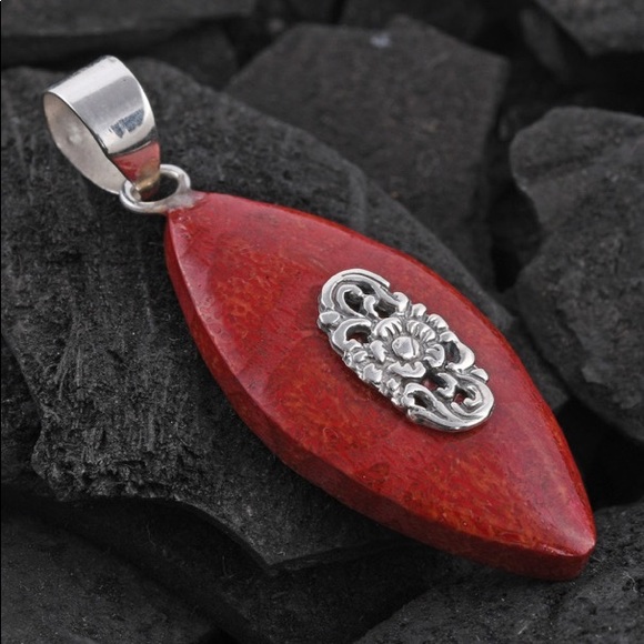 Sponge Coral Pendant in Sterling Silver - Picture 2 of 8